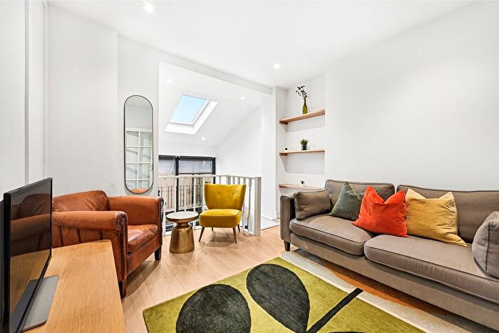 2 Bedroom Flat To Rent In Upper Tachbrook Street, London, SW1V