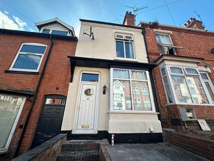 3 Bedroom Property To Rent In Marsden Road, Redditch, B98