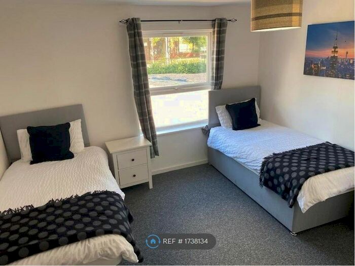 4 Bedroom Bungalow To Rent In Hilden Road, Birmingham, B7