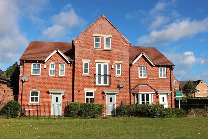 4 Bedroom Town House For Sale In Queensbury Park Drive, Shelton Lock, DE24