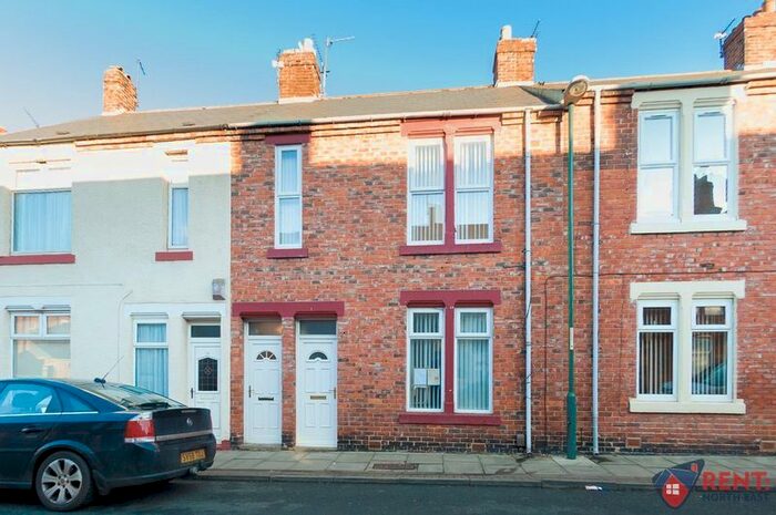 3 Bedroom Flat To Rent In Lord Street, South Shields NE33