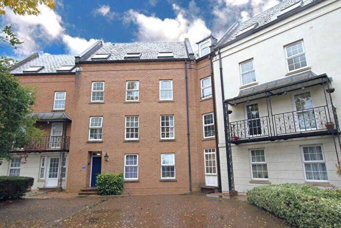 2 Bedroom Apartment To Rent In Victoria Place, Banbury, Oxon, OX16