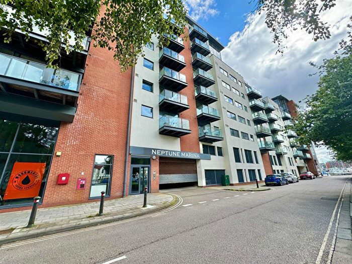 1 Bedroom Flat To Rent In Coprolite Street, Ipswich, IP3