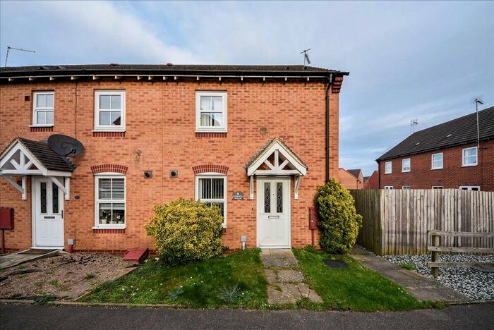 3 Bedroom End Of Terrace House To Rent In School Walk, Doddington Grange, Wellingborough, NN8