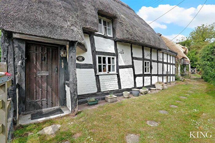 2 Bedroom Cottage For Sale In The Ridgeway, Astwood Bank, Redditch, B96