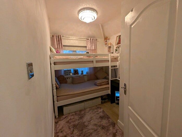 3 Bedroom Terraced House To Rent In Raleigh Road, Feltham, TW13
