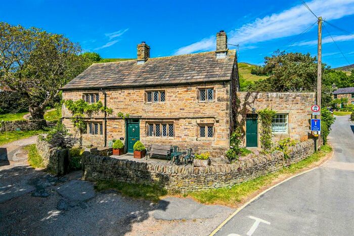 3 Bedroom Detached House For Sale In Grindsbrook Booth, Edale, Hope Valley, S33