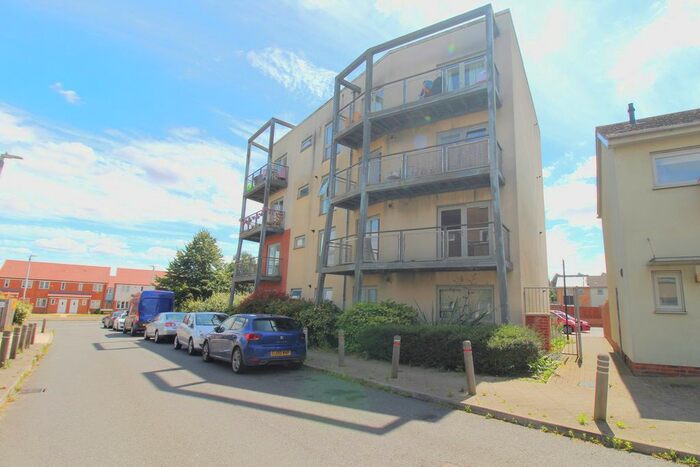 2 Bedroom Flat To Rent In Morris Walk, Kent, DA1