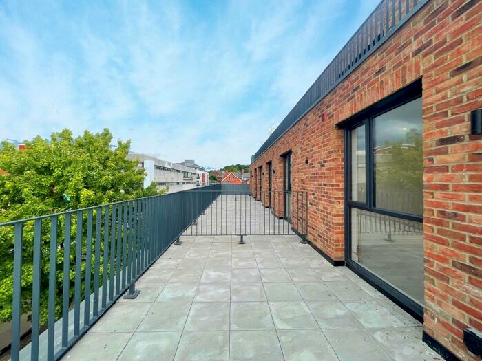 1 Bedroom Apartment To Rent In Obelisk Way, Camberley, GU15