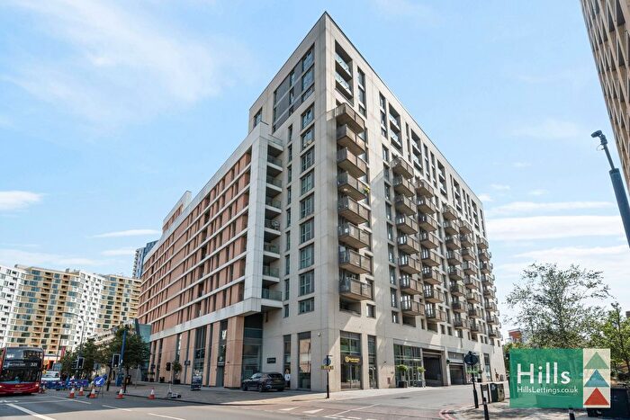 2 Bedroom Flat To Rent In Loampit Vale, London, SE13