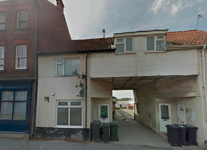 2 Bedroom Flat To Rent In Wold Street, Norton, Malton, YO17