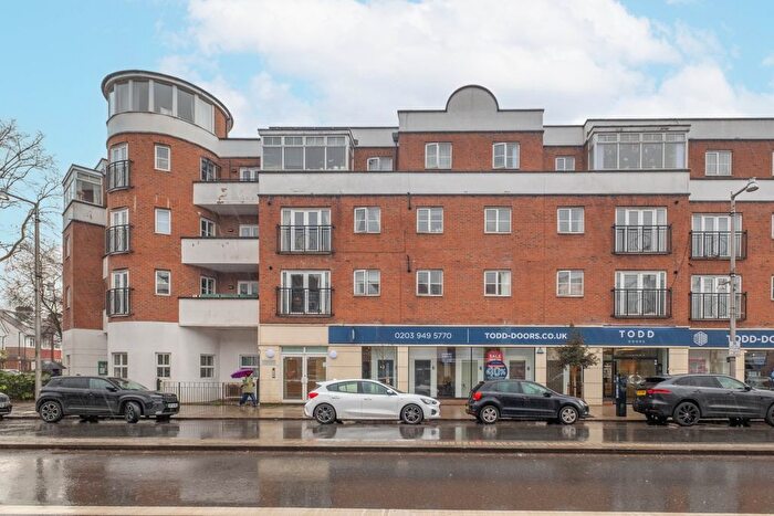 1 Bedroom Flat To Rent In Heath Road, Twickenham, TW1