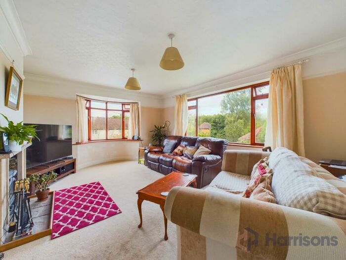4 Bedroom Detached Bungalow For Sale In Wesleys, Woodgate Lane, Sittingbourne, Kent, ME9