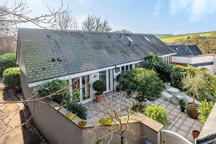 2 Bedroom Semi-Detached House For Sale In Staverton, Totnes, TQ9