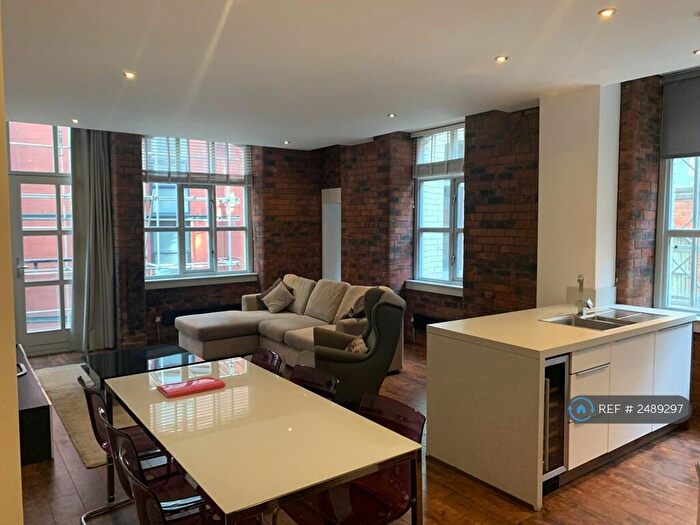 3 Bedroom Flat To Rent In Cotton Street, Manchester, M4