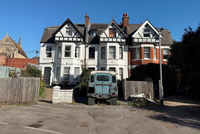 8 Bedroom Property For Sale In Wharncliffe Road, Bournemouth, BH5