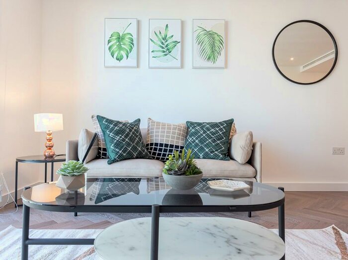 1 Bedroom Flat To Rent In Gauging Square, London, E1W