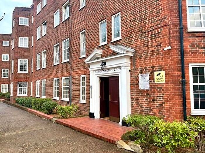 2 Bedroom Flat To Rent In Richmond Road, Twickenham, TW1