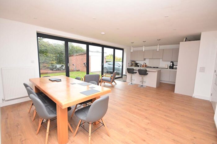 4 Bedroom Detached House For Sale In Hoghatch Lane, Farnham, Surrey, GU9