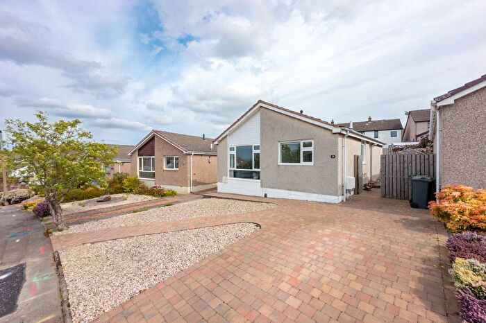 3 Bedroom Detached Bungalow For Sale In Rowantree Grove, Currie, EH14