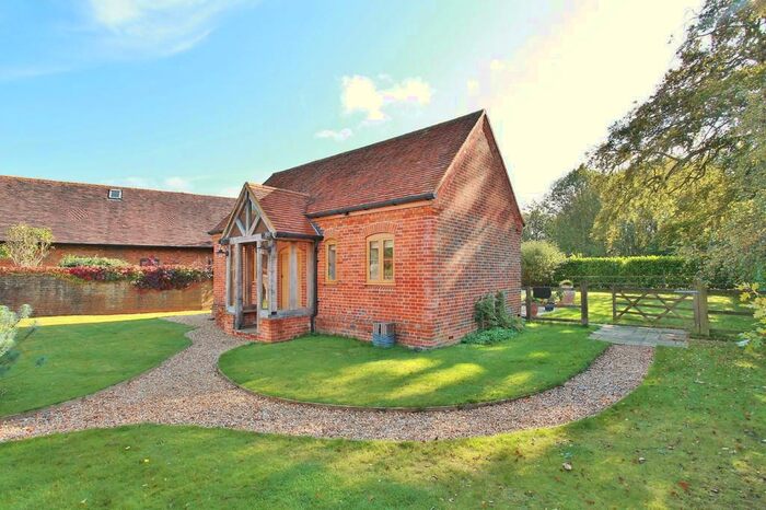 2 Bedroom Barn Conversion To Rent In The Bothy, Oakley, RG23