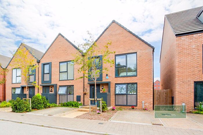 3 Bedroom End Terrace House For Sale In Orchard Avenue, Bristol, BS13