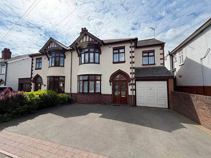 5 Bedroom Semi-Detached House For Sale In Church Road, Netherton, Dudley, DY2