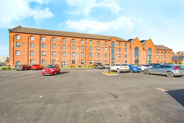 2 Bedroom Flat To Rent In The Maltings, Burton-On-Trent, DE14