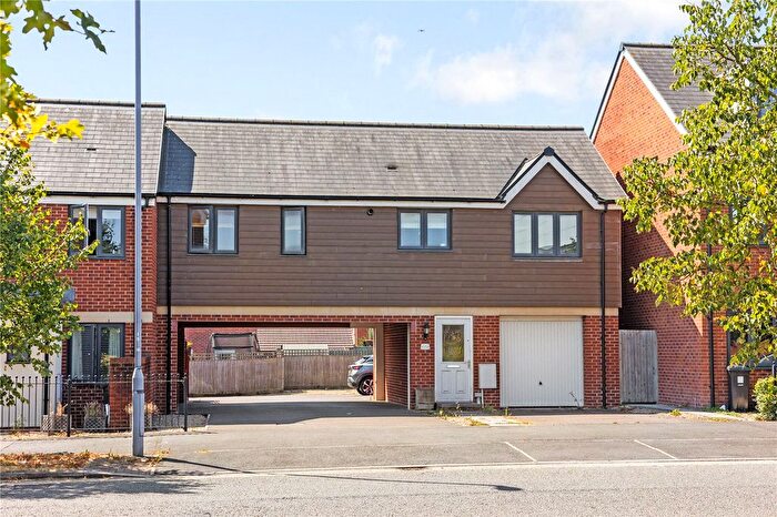 2 Bedroom End Of Terrace House For Sale In Jenner Boulevard, Lyde Green, Bristol, BS16