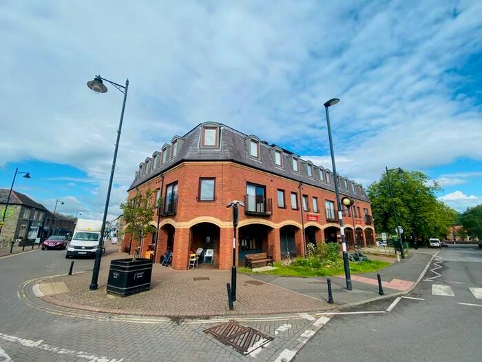 1 Bedroom Flat To Rent In High Street, Nailsea, Bristol, BS48