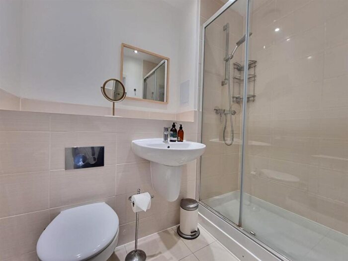 2 Bedroom Flat To Rent In Handley Page Road, Barking, IG11