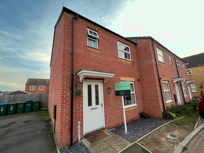 3 Bedroom End Of Terrace House To Rent In Emily Allen Road, Coventry, CV6