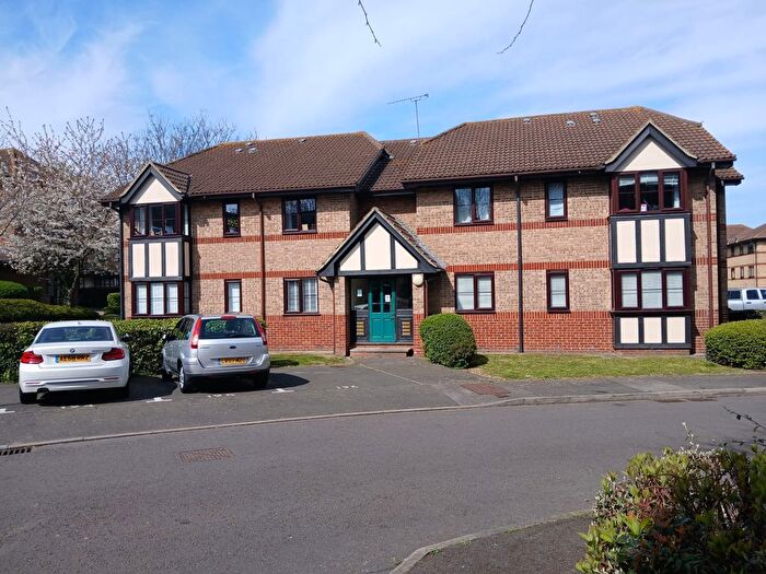 2 Bedroom Flat To Rent In Osbourne Road, Dartford, DA2