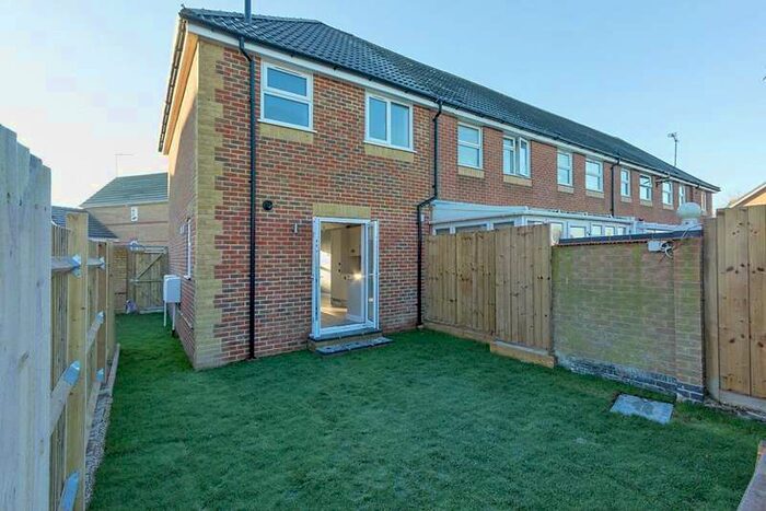 2 Bedroom End Of Terrace House To Rent In Walsby Drive, Kemsley, Sittingbourne, ME10