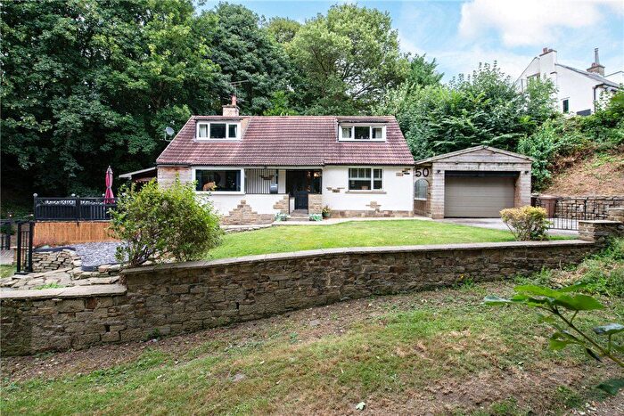4 Bedroom Bungalow For Sale In Western Avenue, Riddlesden, Keighley, West Yorkshire, BD20