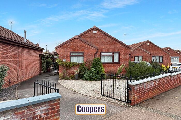 2 Bedroom Detached Bungalow For Sale In Parkville Highway, Holbrooks, CV6