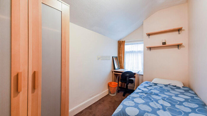 1 Bedroom Terraced House To Rent In Winnie Road, Selly Oak, Birmingham, B29