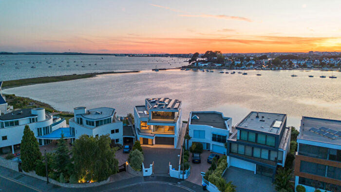 4 Bedroom House For Sale In Salterns Way, Lilliput, Poole, Dorset, BH14