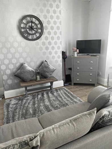 2 Bedroom Apartment To Rent In Fellowes Place, PL1