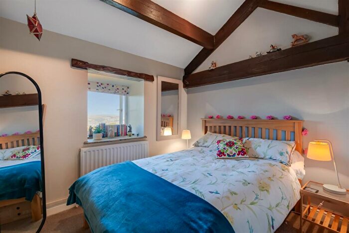 3 Bedroom Terraced House For Sale In Westy Bank Croft, Steeton, Keighley, BD20