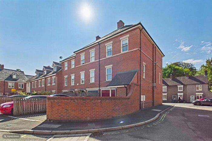 4 Bedroom Town House For Sale In Taylor Court, Ashbourne, Derbyshire, DE6