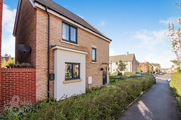 3 Bedroom Semi Detached House To Rent In Cecil Sparkes Walk, Queens Hills, Norwich, NR8