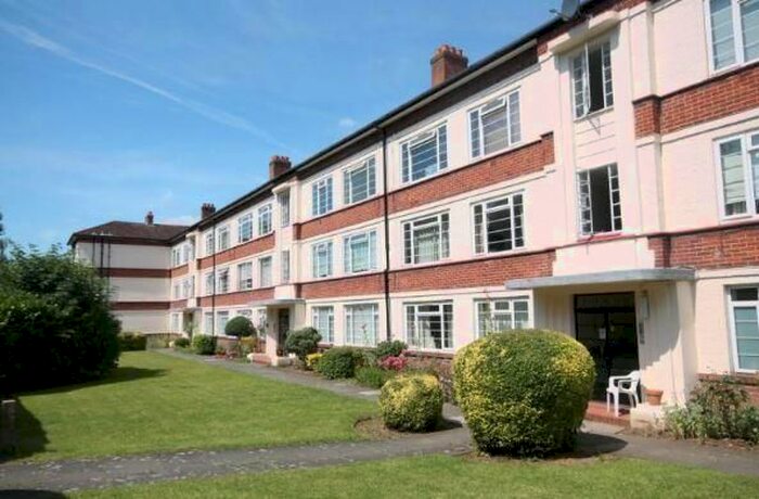 2 Bedroom Flat To Rent In Manor Vale, Boston Manor Road, Brentford, TW8