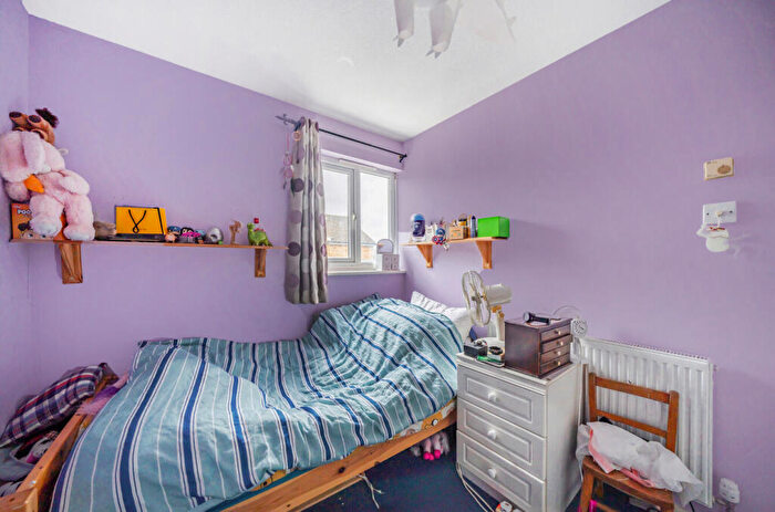 3 Bedroom Terraced House For Sale In Springfields Close, Padbury, Buckingham, MK18
