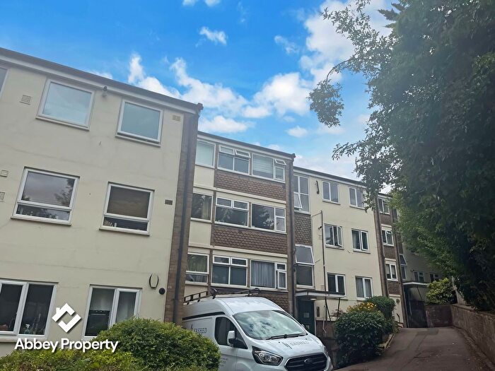 2 Bedroom Flat To Rent In Richmond Hill, Luton, LU2