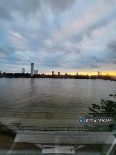 2 Bedroom Flat To Rent In Montcalm House, London, E14