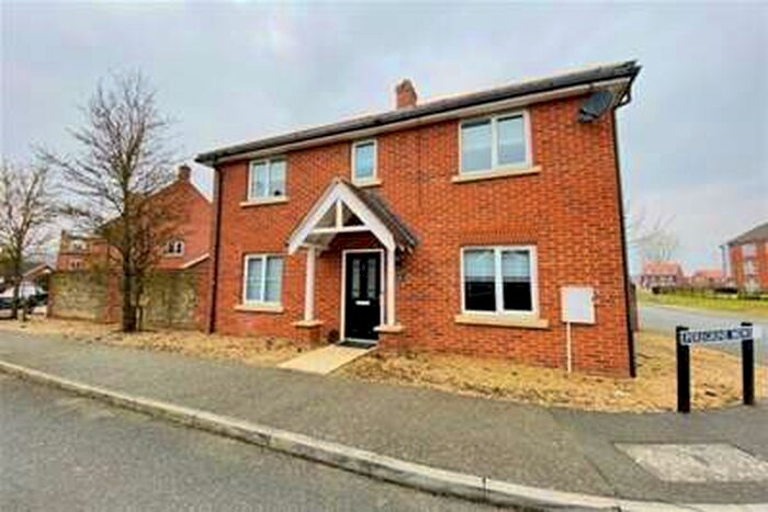 3 Bedroom House To Rent In Peregrine Mews, NR4