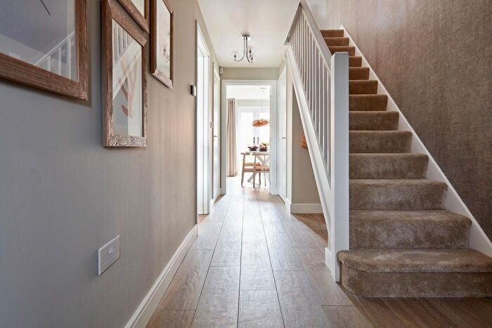 4 Bedroom Semi Detached House For Sale In Broken Stone Road, Blackburn, BB3