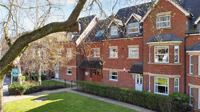 2 Bedroom Apartment For Sale In Abbey Springs, Darlington, DL3