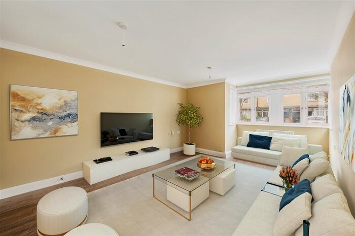 2 Bedroom Property To Rent In Elgin Avenue, London, W12